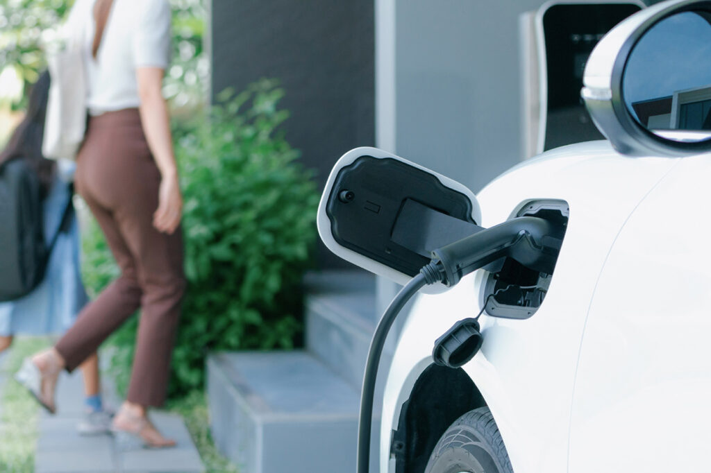 Prise renforcée pour chargement de voiture électrique